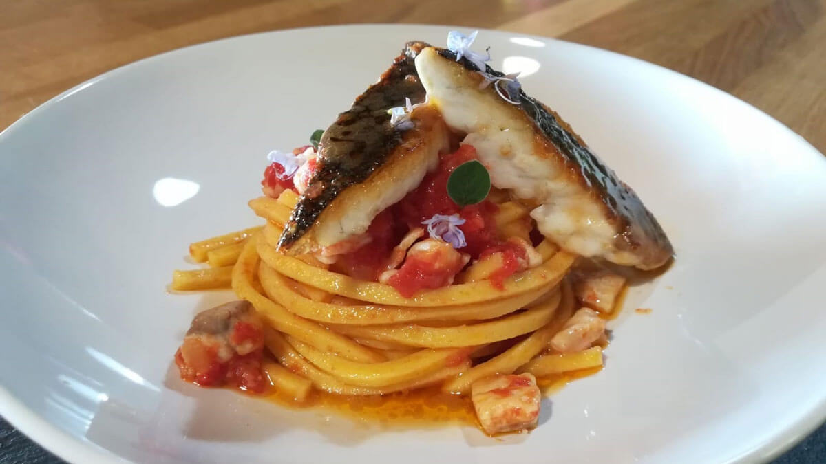 Tonnarelli all’uovo con branzino calabrese