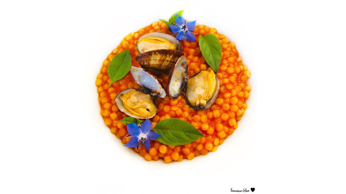 Fregola con vongole veraci e nduja calabrese